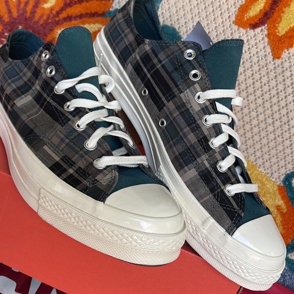 Converse 166852C
CHUCK 70 OX 
BLACK/FADED SPRUCE
Men’s sneakers - athletic shoes - Picture 8 of 16